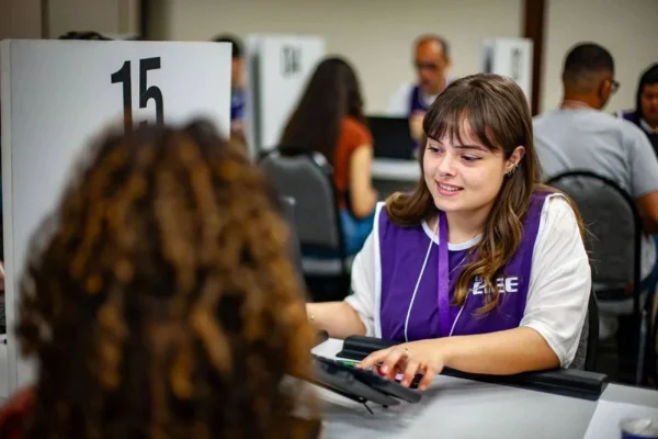 Caesb e CIEE abrem seleção para estagiários no DF; veja como concorrer