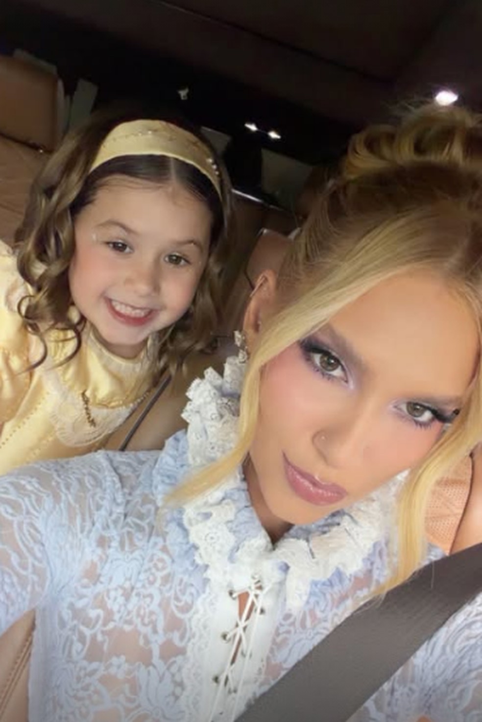 Maria Flor, filha de Virginia e Zé Felipe, celebra os 4 anos em festão luxuoso com tema Rapunzel e bolo gigante; FOTOS