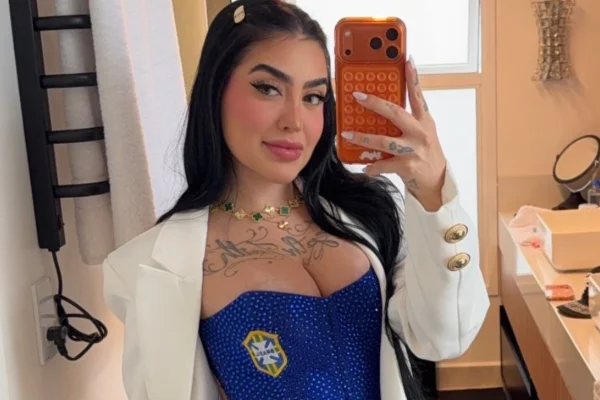 MC Mirella alfineta Malévola após prisão no Egito: "Desrespeita todo mundo"