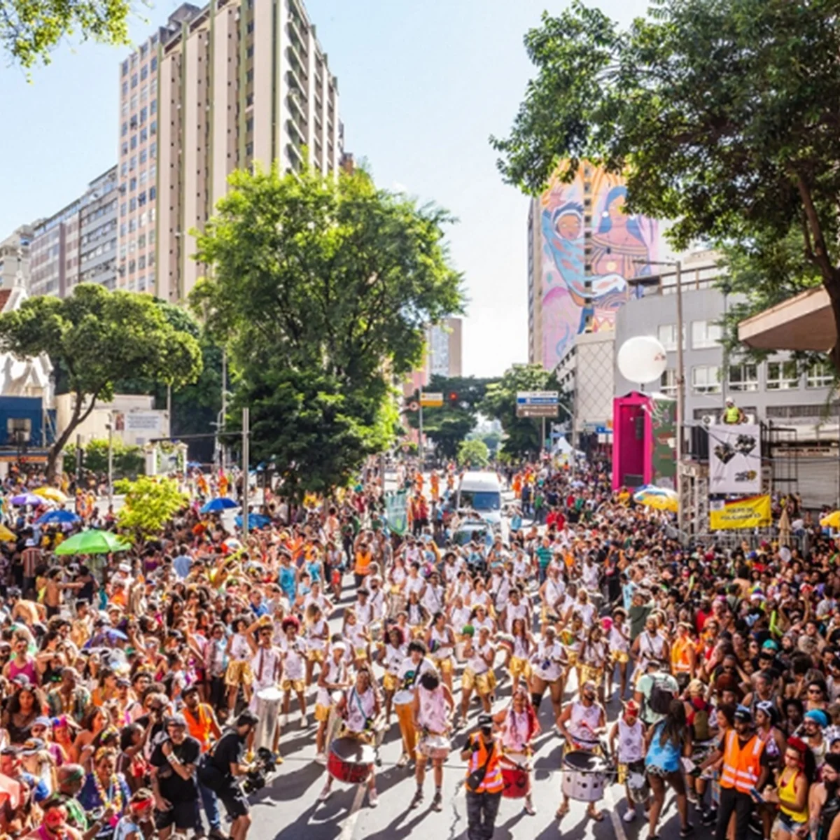 Carnaval 2027 de BH terá menos blocos e ainda não conseguiu patrocínio
