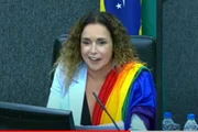 Daniela Mercury cobra posicionamento de Ivete Sangalo para "eleger Lula"