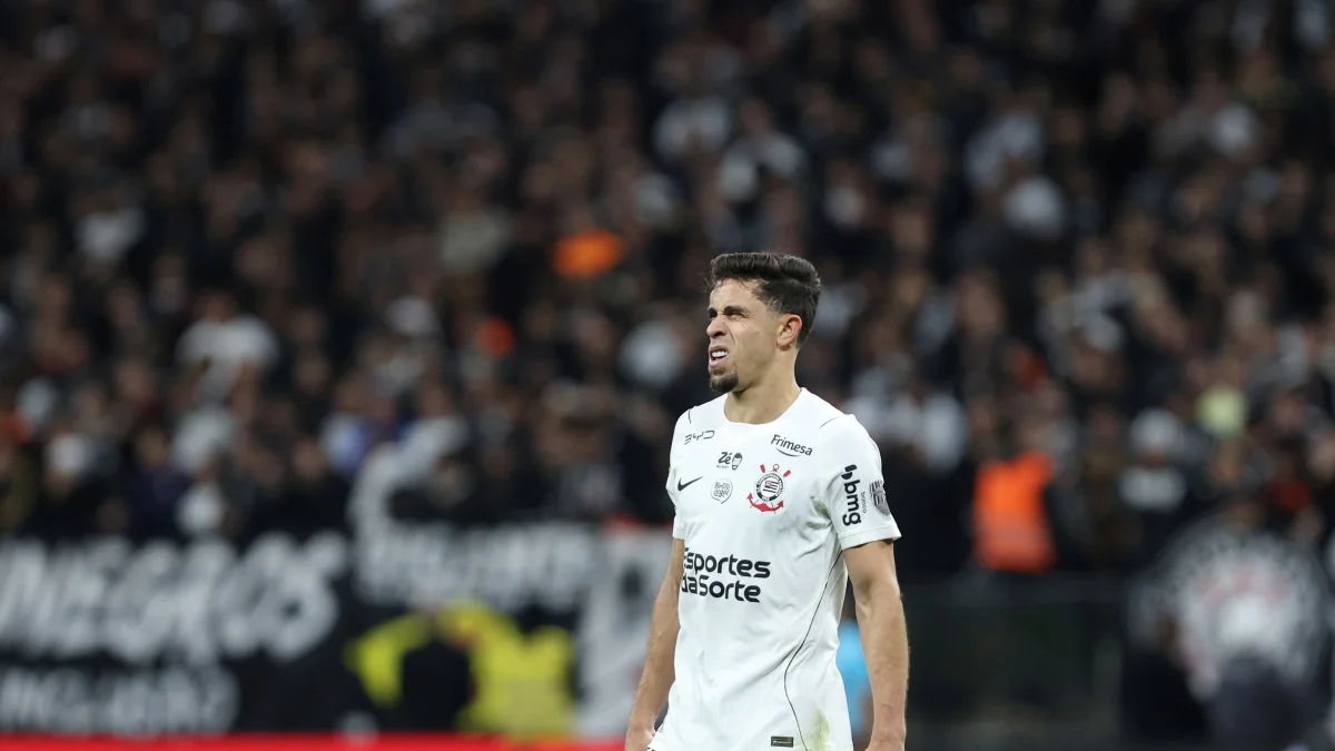 Gabriel Paulista detona diretoria do Corinthians após derrota em clássico