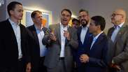 Flávio defende legado do governo Bolsonaro ao agradecer apoio do Republicanos à sua candidatura