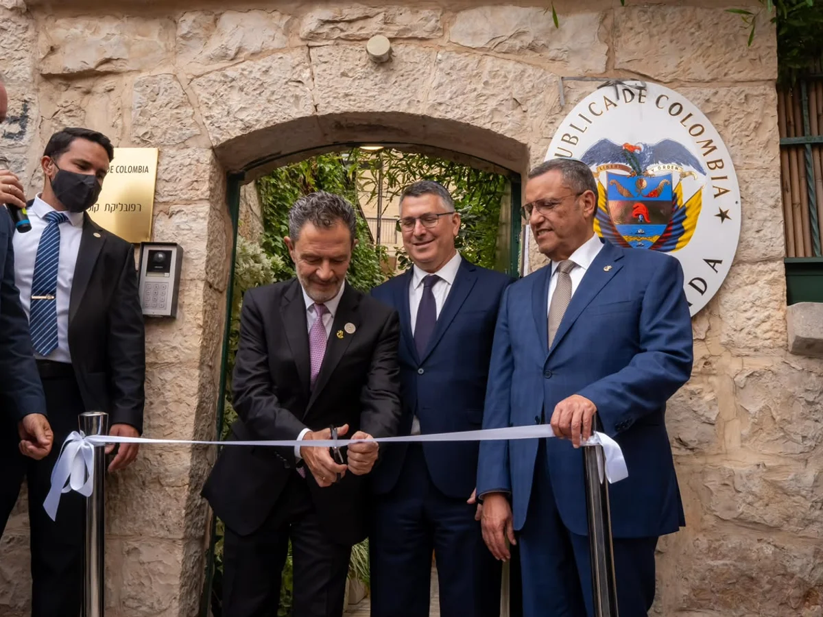 Colômbia inaugura embaixada em Jerusalém em aceno a Israel