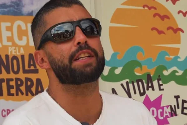 Pedro Scooby vira alvo de ação movida por ex-funcionária do pai: entenda - destaque galeria