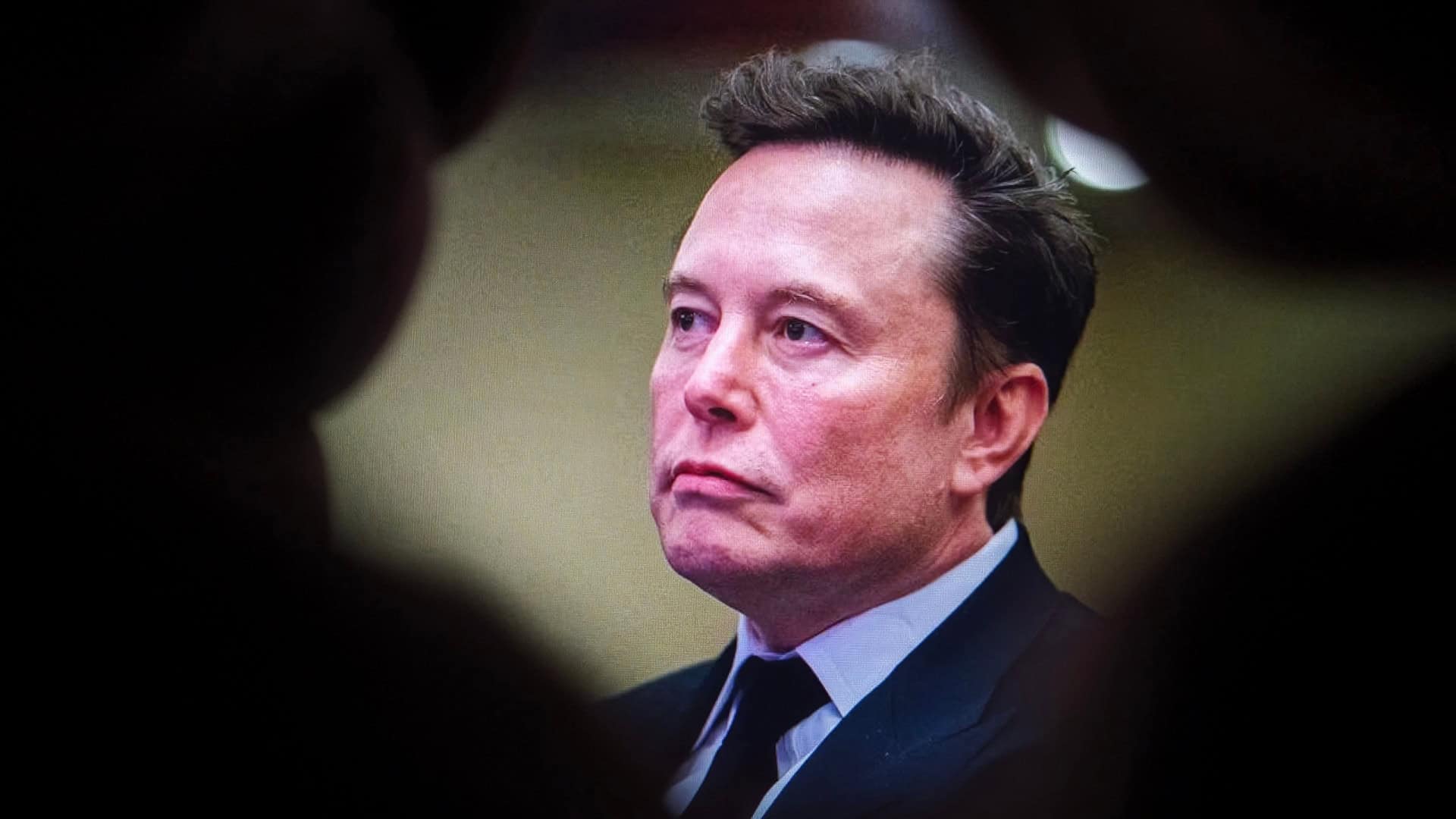 Filme de 4 horas revela bastidores da vida de Elon Musk
