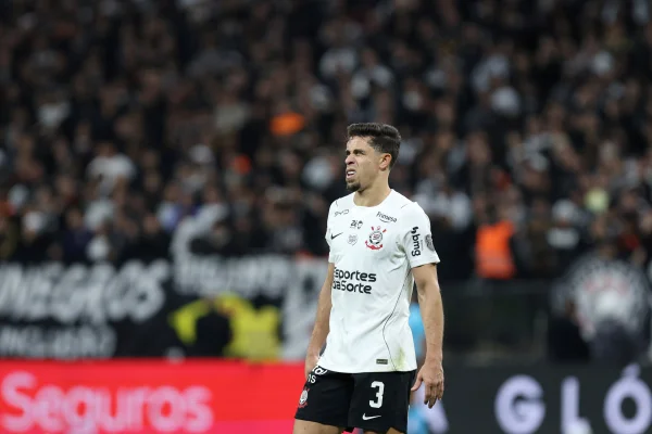 Gabriel Paulista detona diretoria do Corinthians após derrota em clássico