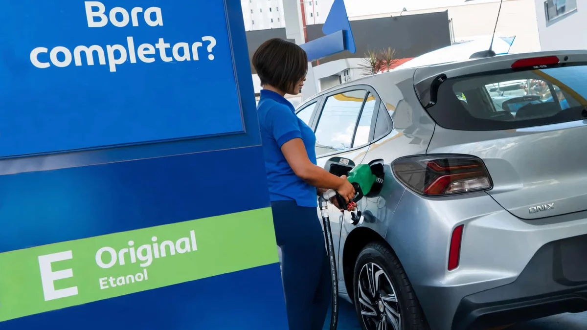Imagem da matéria: Por que tantas marcas estão relançando carros 100% a etanol?